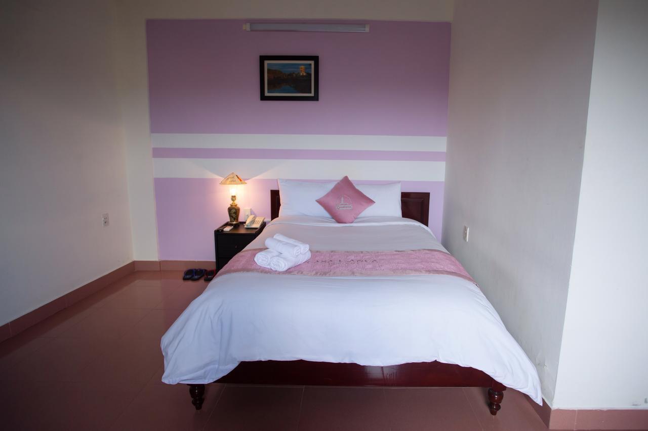 Casablanca Boutique Hotel Хуе Екстериор снимка